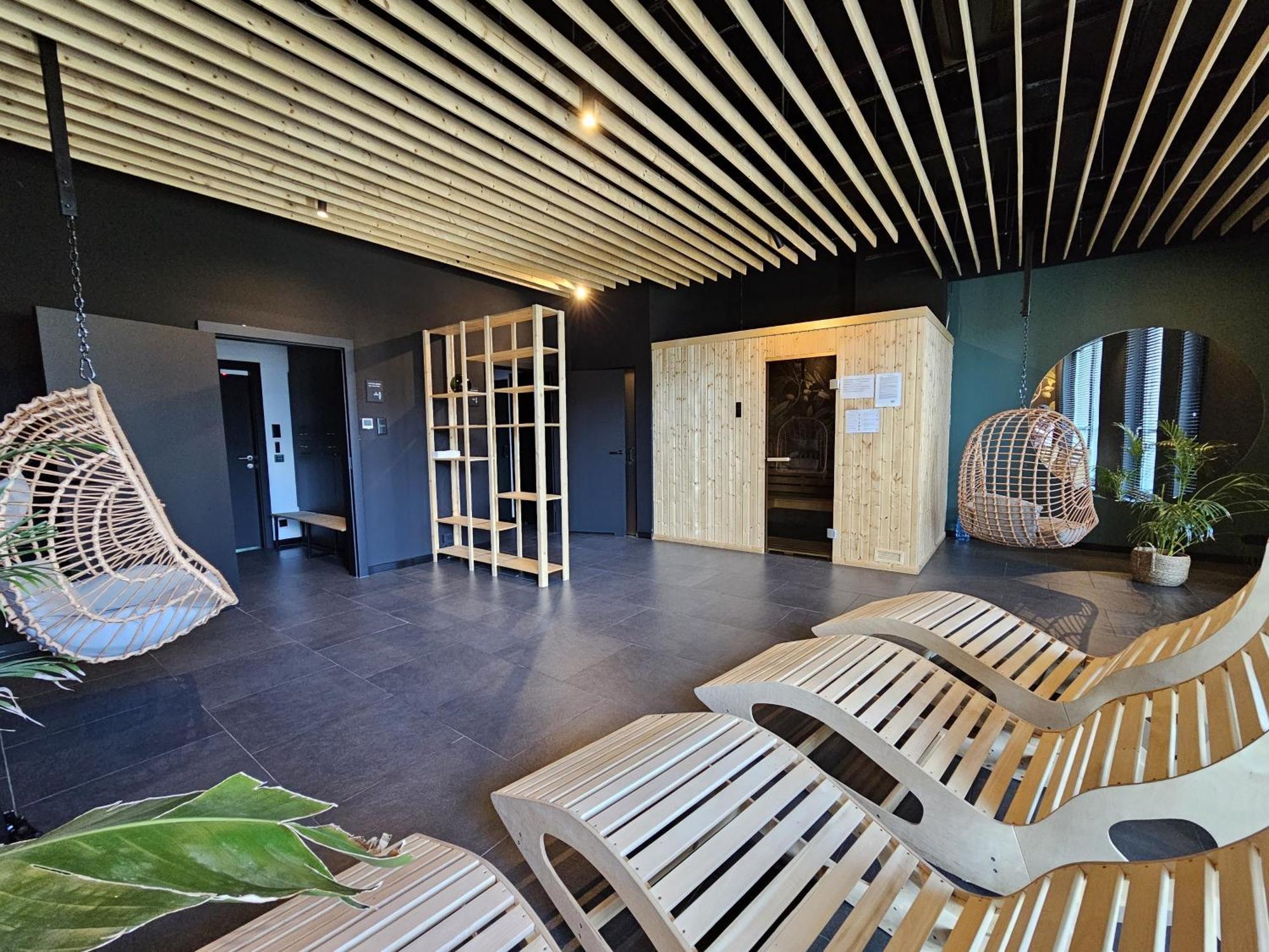 Urban Apartments Premium Sokolska 30A Towers No 58, 2 Free Garages, Gym & Sauna, Self Check-In Катовице Экстерьер фото